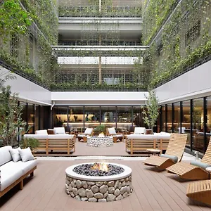 Good Nature Hotel
